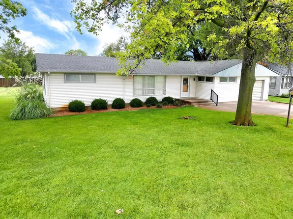 515 S Harvey Ave, Burrton, KS 67020