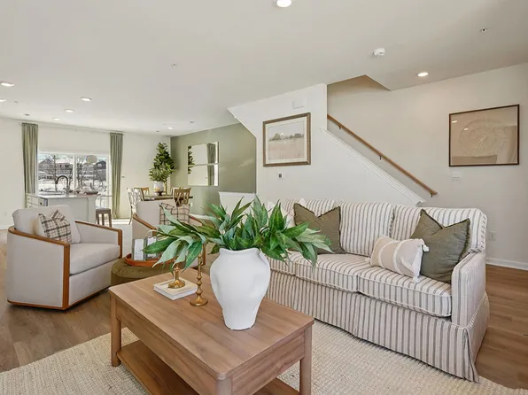 102 Spencer Way, Gibbsboro, NJ 08026