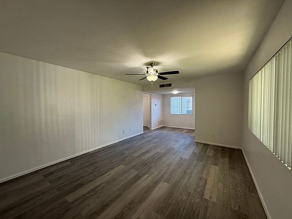 3rd image of 320-330 W Medlock Dr #330-107