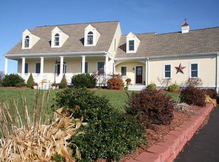 15 Medeiros Farm Rd, Seekonk, MA 02771