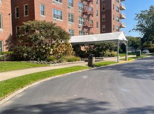 2345 Bell Blvd APT 2B, Queens, NY 11360