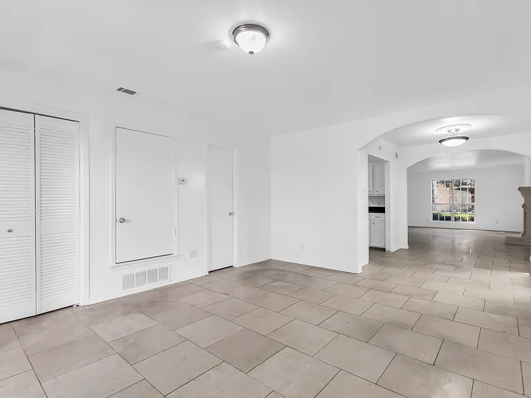 3432 Normandy Ave — Photo 11