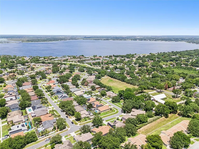 480 Rob Roy Dr — Photo 25
