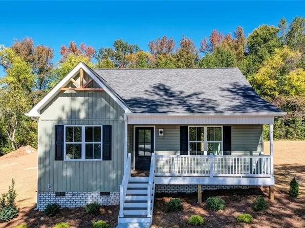 164 Lee Rd, Reidsville, NC 27320