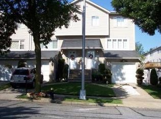 86 Anaconda St, Staten Island, NY 10312