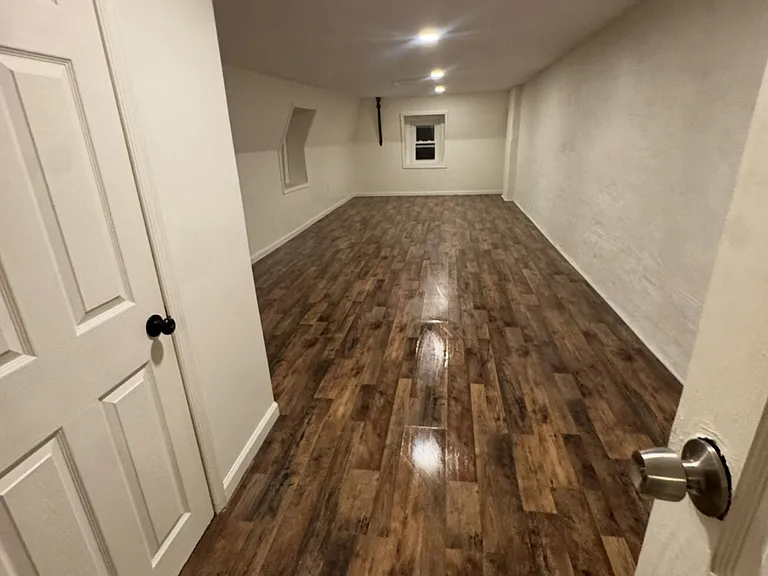 232 Rector St — Photo 11