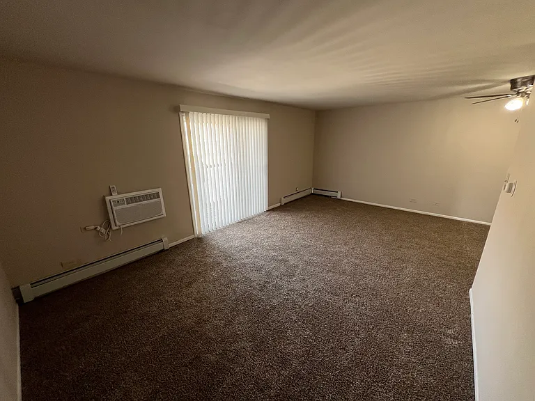 910 N River Dr #209 — Photo 6