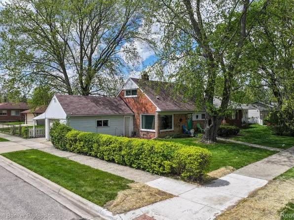 15005 S Inkster Rd, Livonia, MI 48154