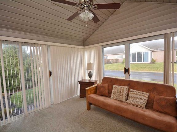 3rd image of 3967 Malbec Dr