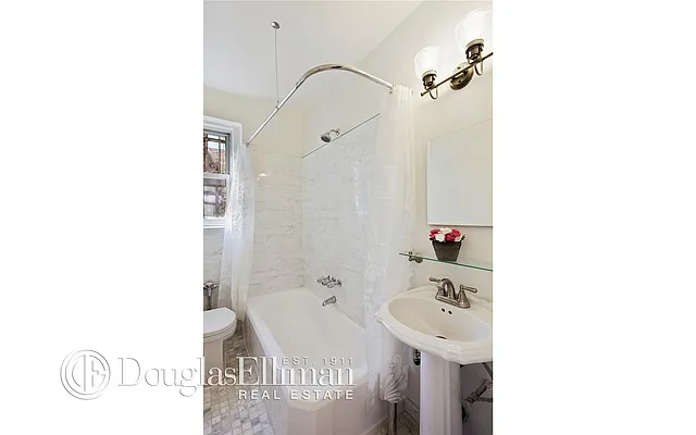 Sold by Douglas Elliman | media 6