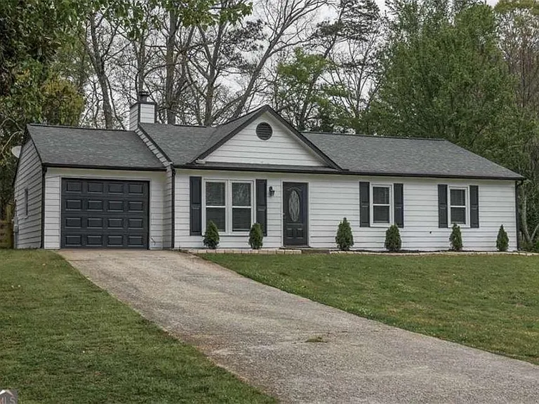 356 Meadow Trace Dr — Photo 1