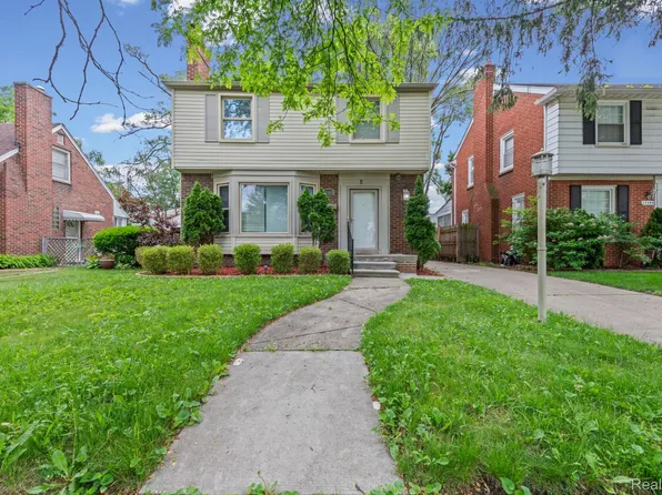 17400 Huntington Rd, Detroit, MI 48219