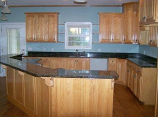 643 Bobby Hall Rd, Ashford, AL 36312