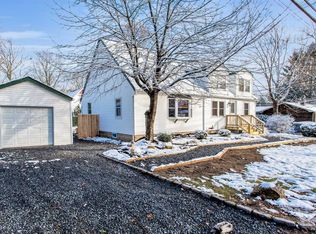 27 Eos Rd, Rocky Point, NY 11778