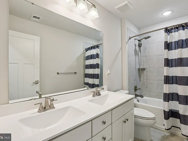 11002 Cornerstone Ln — Photo 38