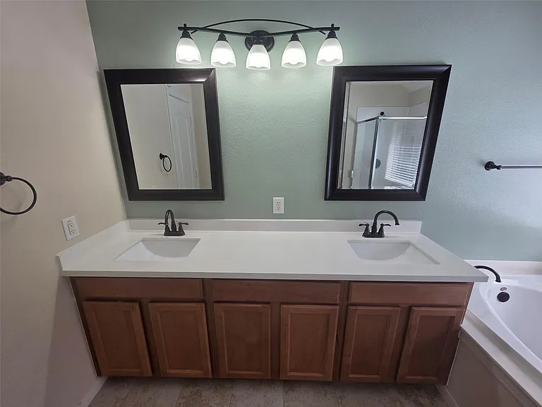 2954 Smokey Forest Ln — Photo 14