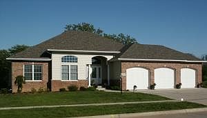3319 Clermont Dr