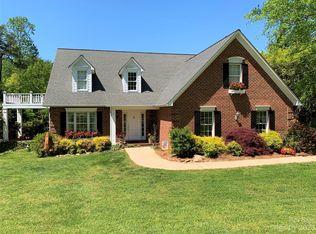 162 Ridgeview Dr, Rutherfordton, NC 28139