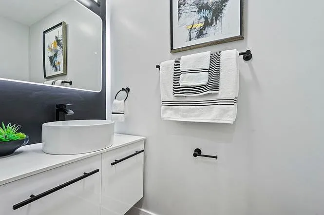 6613 S Langley Ave #1 — Photo 12