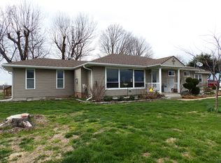 96 Aikane Loop Rd, Hilo, HI 96720