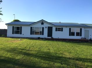 2055 E 400 S, Wolcottville, IN 46795