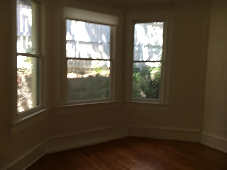 1117 Pine St — Photo 8