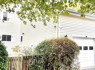 22 Albacon Rd, Nanuet, NY 10954