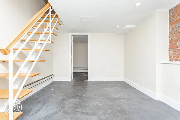 Rented by MySpaceNYC | media 41