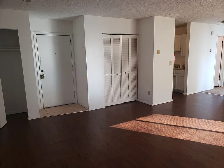 6729 Pahokee Ct — Photo 5