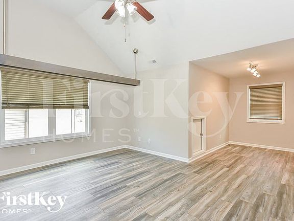 4th image of 1354 Millet Dr