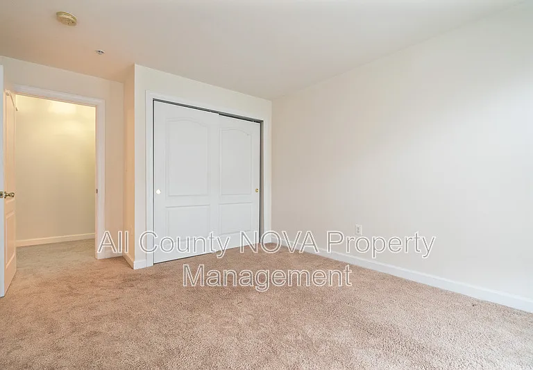 3546 Carriage Walk Ln #47-D — Photo 13