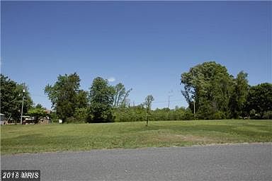 1st image of Stonewall Ln