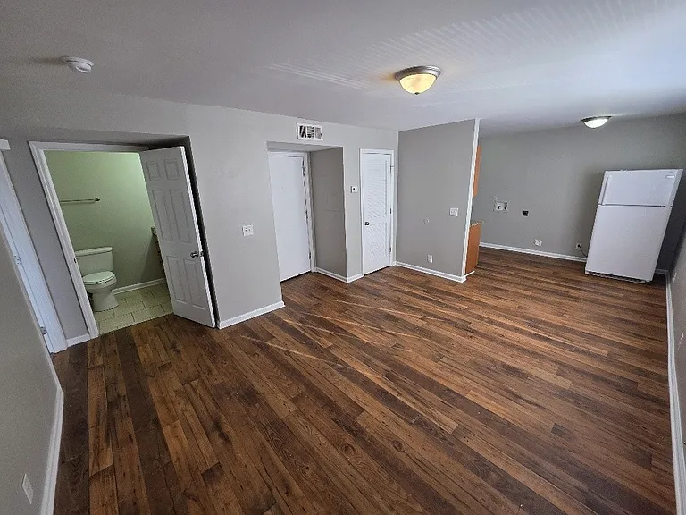 800 Anderson Ln #A7 — Photo 10
