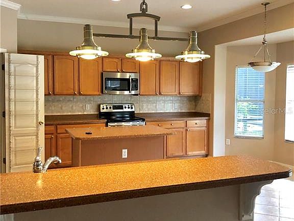 4th image of 2615 Lakemoor Dr #Xi