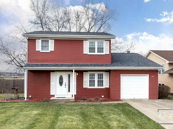 333 Pearson Cir, Naperville, IL 60563