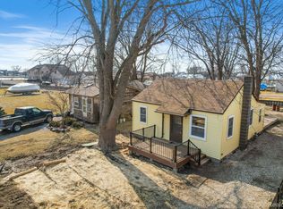 7830 Alexandria Dr, Ira, MI
