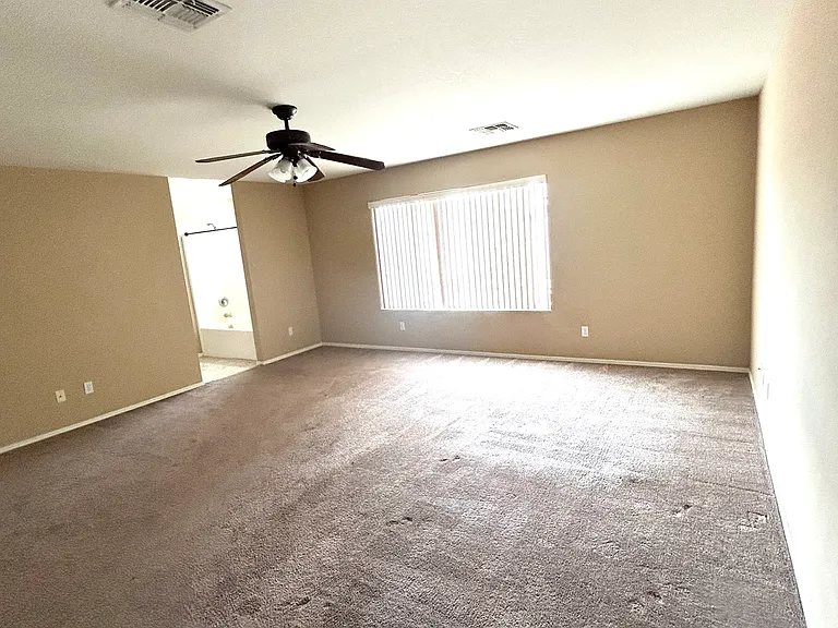 3174 W Carlos Ln — Photo 22