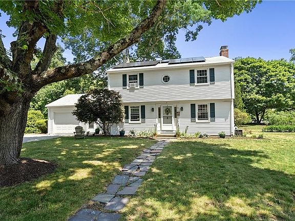 2nd image of 66 Oakdale Rd