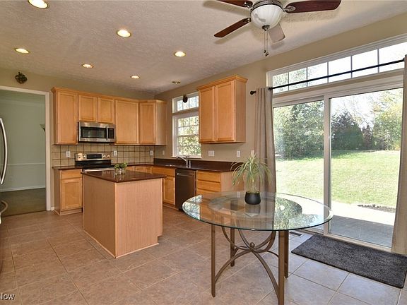 5th image of 10045 Brushwood Dr