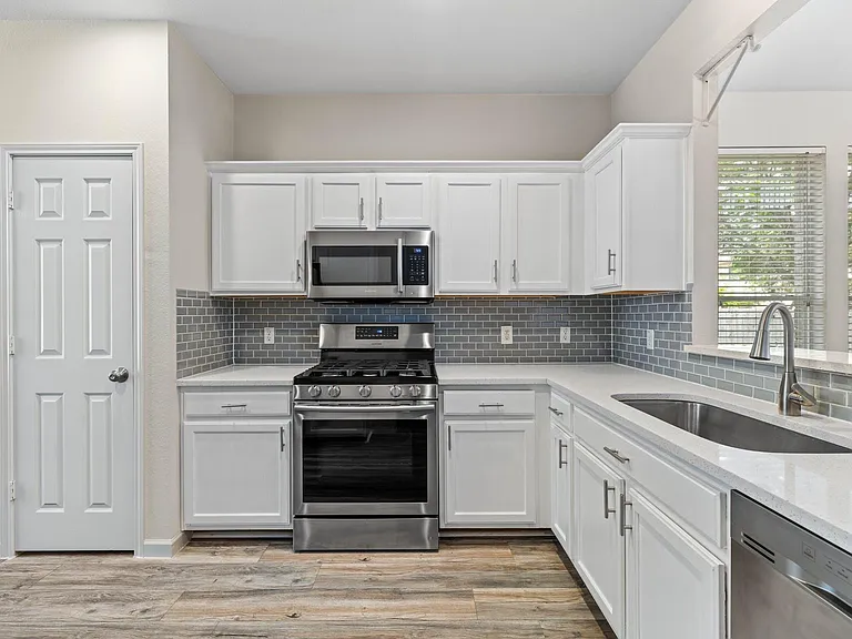 14444 Lilley Brook Cv — Photo 8