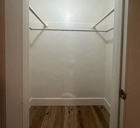 5th image of 1558 N Brooks Ave #2