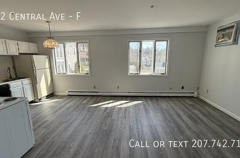 712 Central Ave #F — Photo 11