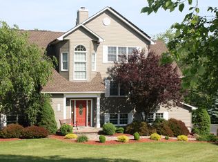 37 Burts Path, Hopewell Junction, NY 12533