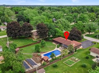 12020 W Steven Pl, Franklin, WI 53132