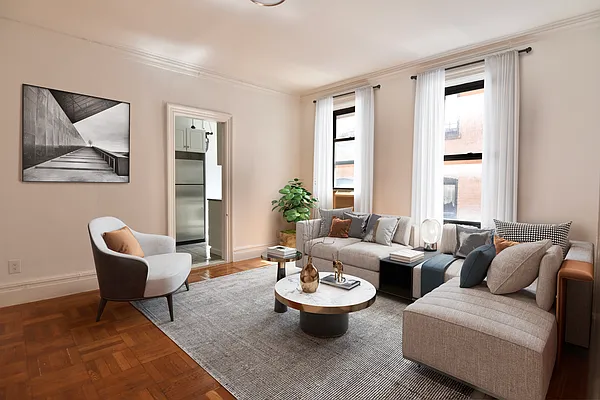 Rented by Bohemia Realty Group | media 17