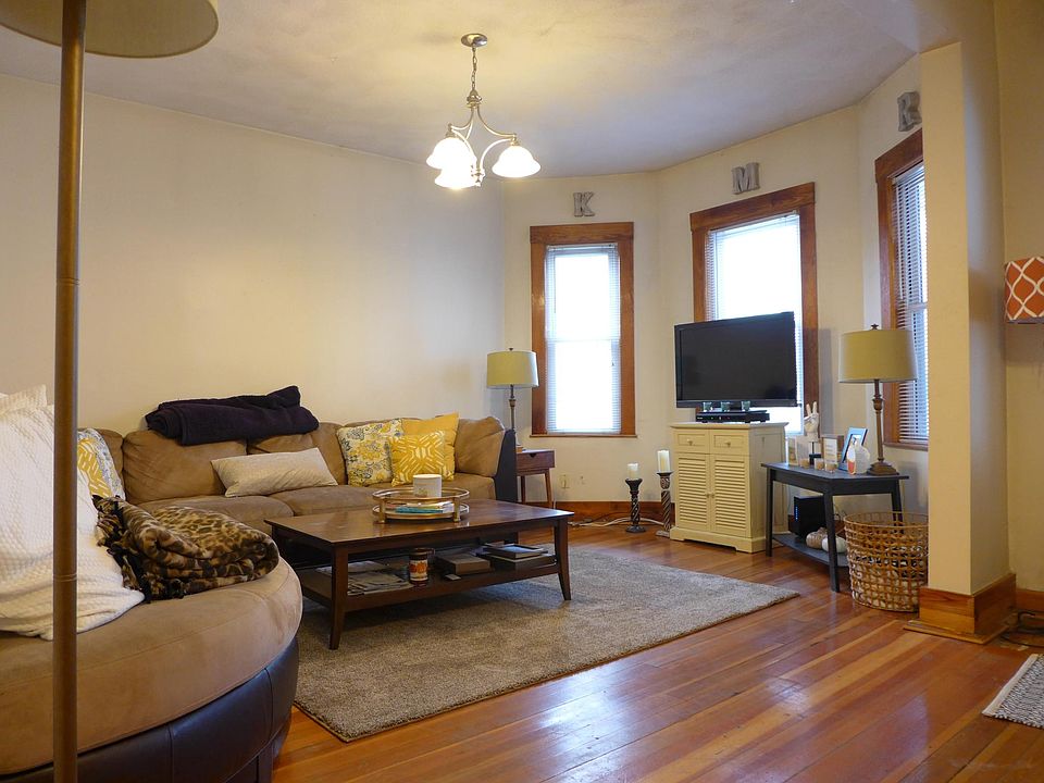 1st image of 336 Faneuil St #1A
