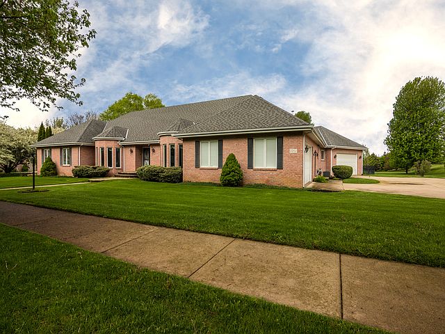 1st image of 2262 Tanglewood Ln
