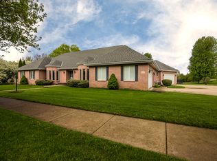 2262 Tanglewood Ln, Rockford, IL 61114