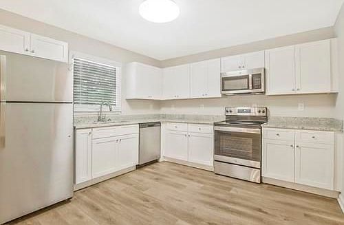 5th image of 2915 Alcris Dr