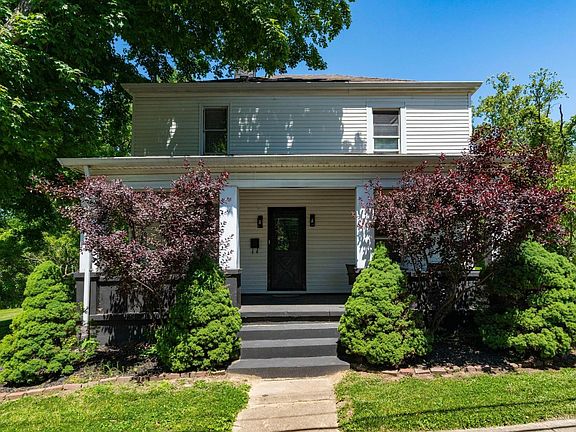 2nd image of 680 Old St #32